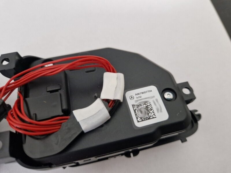 MERCEDES BENZ SPRINTER Steering wheel CONTROL BUTTONS SWITCH + cover A9079057704