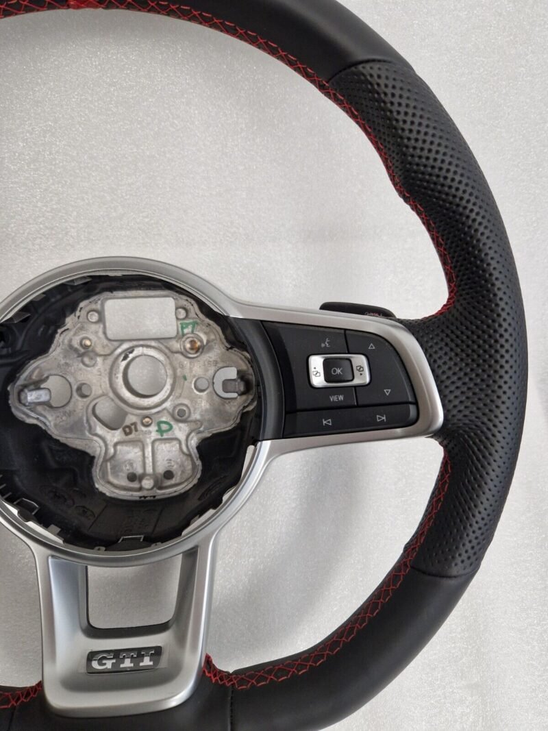GENUINE VW Golf 7 GTI TCR DSG Mk7 (5G) Flat Bottom Steering Wheel