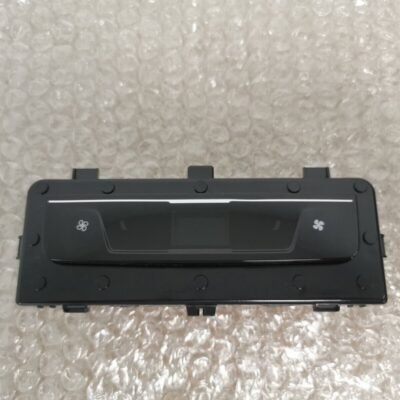 VW TIGUAN PASSAT ARTEON rear air conditioning panel LCD touch screen