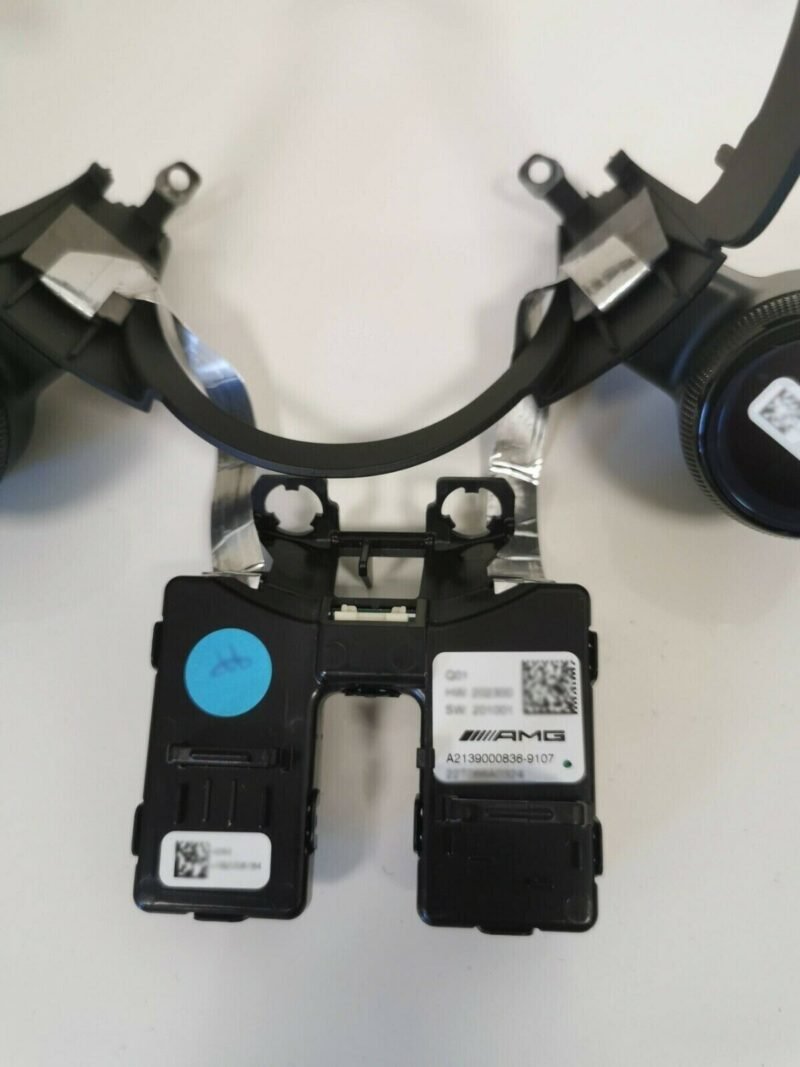 Mercedes-Benz AMG Performance steering wheel DRIVE UNIT