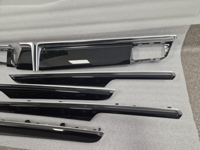 Porsche Macan 2019+ Piano Black Interior Trim Set Of 7 Brand New OEM